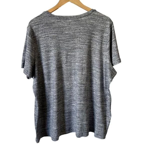 Basic Editions Gray Short Sleeve Tee - Picture 2 of 13